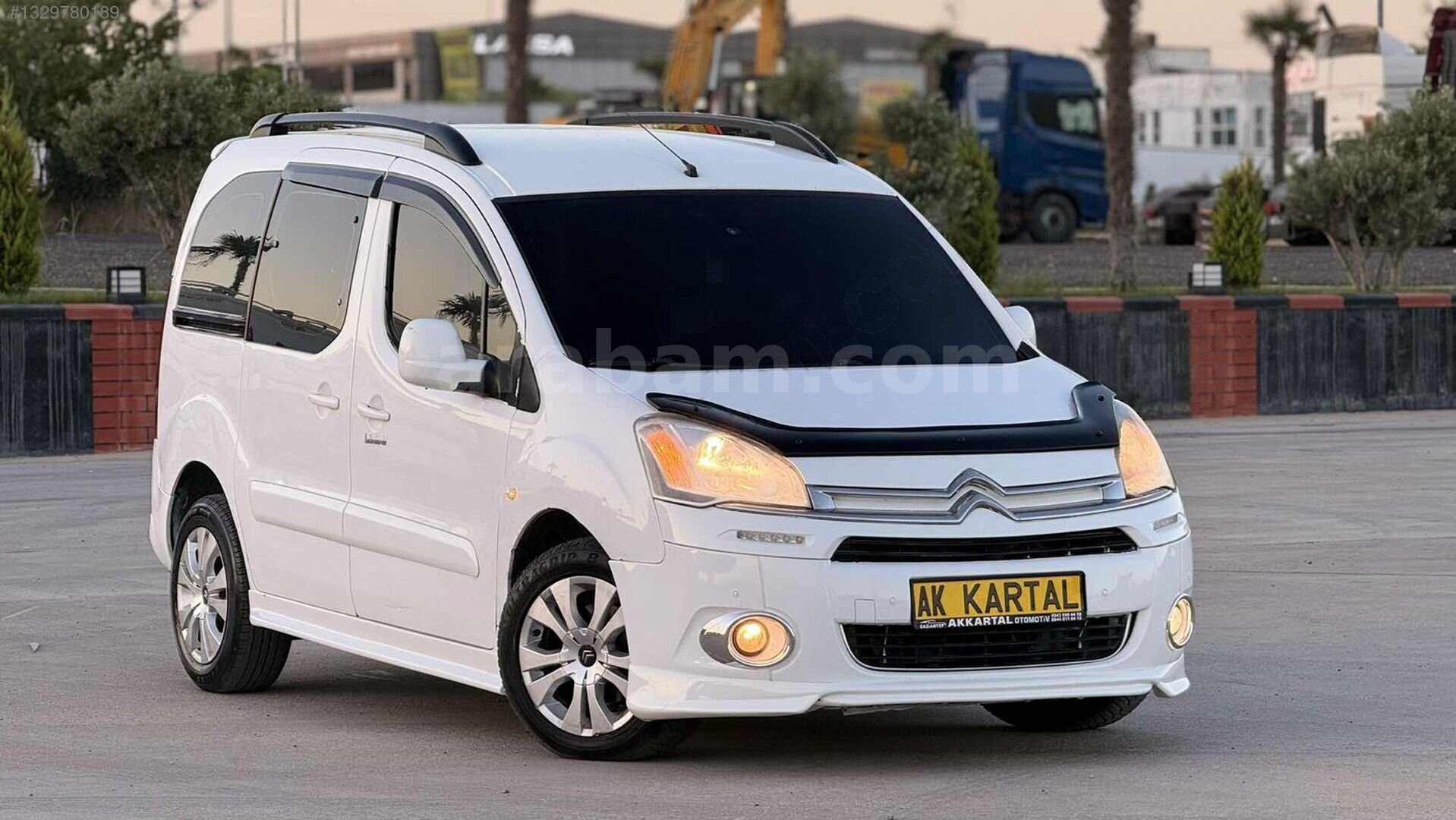 Galeriden Citroen Berlingo 1.6 HDi Selection 2012 Model Gaziantep 220.000 km Beyaz 2