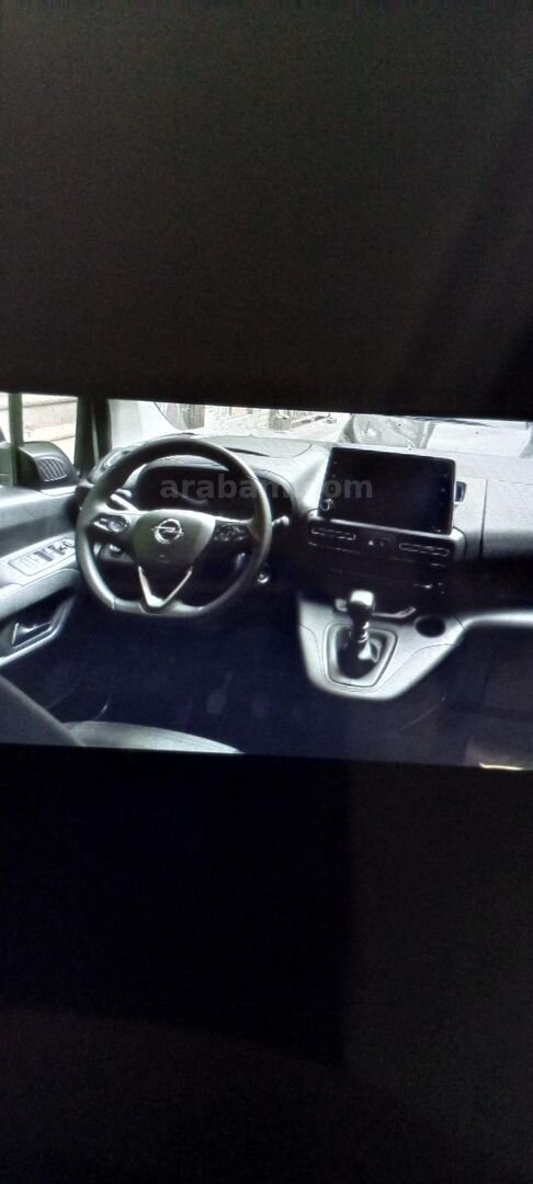 Sahibinden Opel Combo 1.5 CDTI Edition 2022 Model İstanbul 97.500 km Gri 4