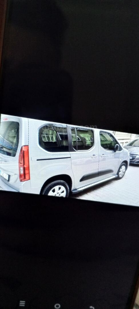 Sahibinden Opel Combo 1.5 CDTI Edition 2022 Model İstanbul 97.500 km Gri 6