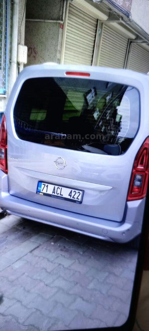 Sahibinden Opel Combo 1.5 CDTI Edition 2022 Model İstanbul 97.500 km Gri 7