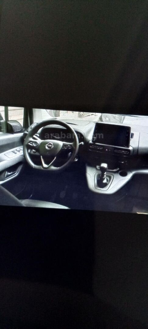 Sahibinden Opel Combo 1.5 CDTI Edition 2022 Model İstanbul 97.500 km Gri 5