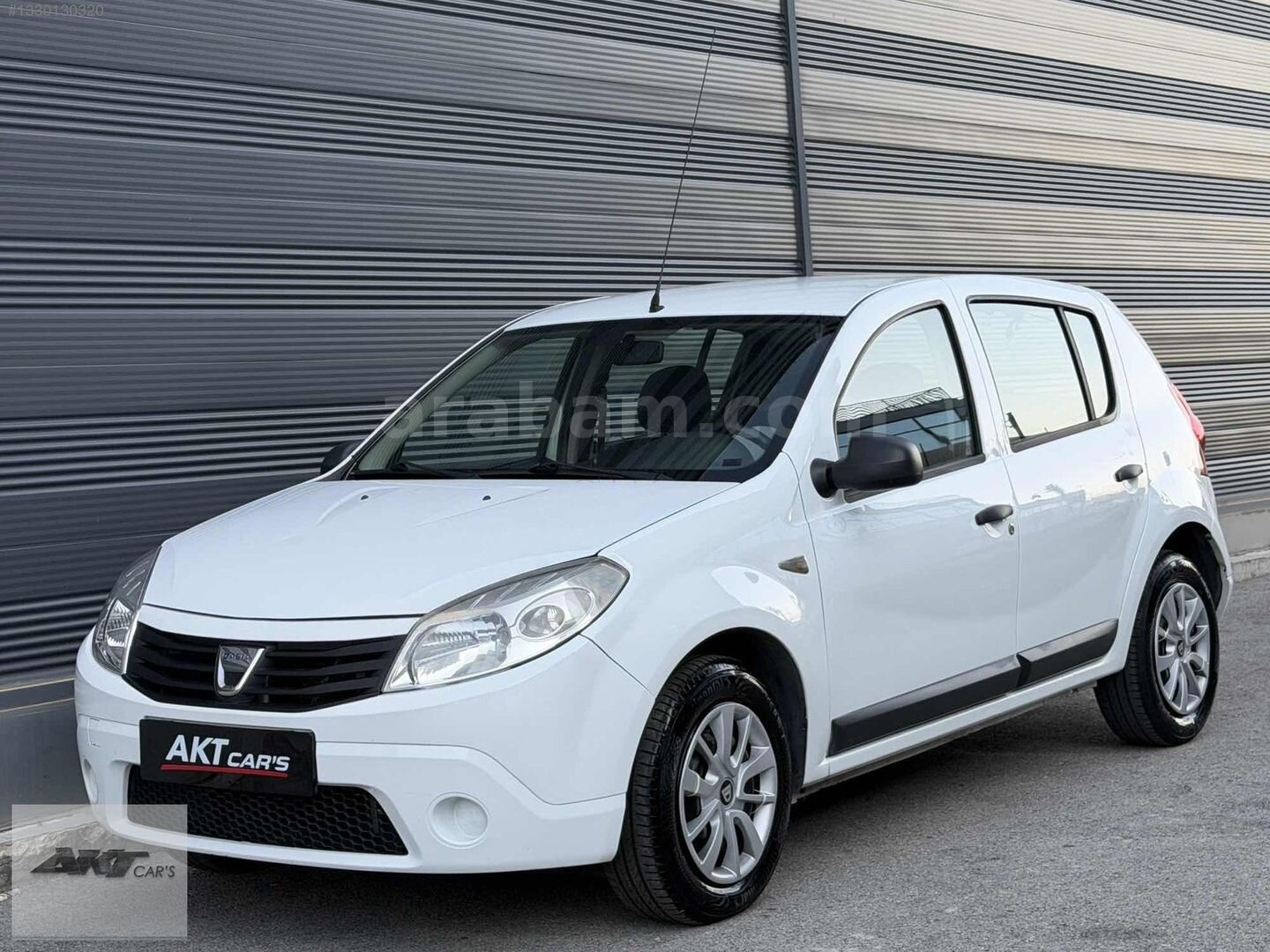 2011 MODEL 1.4 AMBİANCE 150 KM TERTEMİZ DACİA SANDERO 7