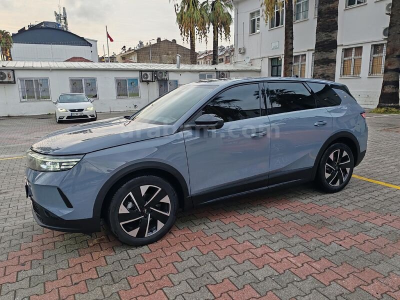 Sahibinden Opel Grandland 1.2 T Hybrid GS 2024 Model Muğla 35.000 km Gri