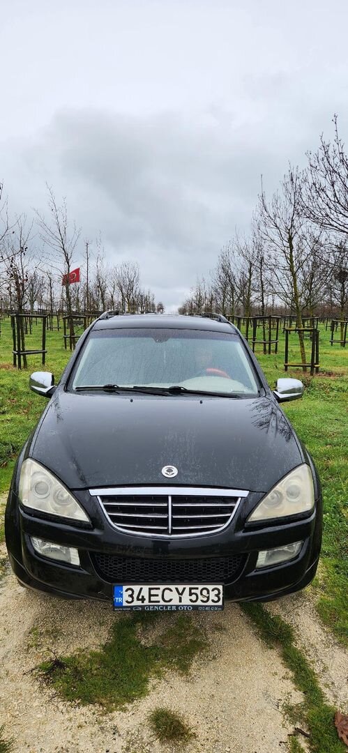 Sahibinden KGM SsangYong Kyron 2.0 L XDI Limited 4x4 2011 Model İstanbul 252.000 km Siyah 3