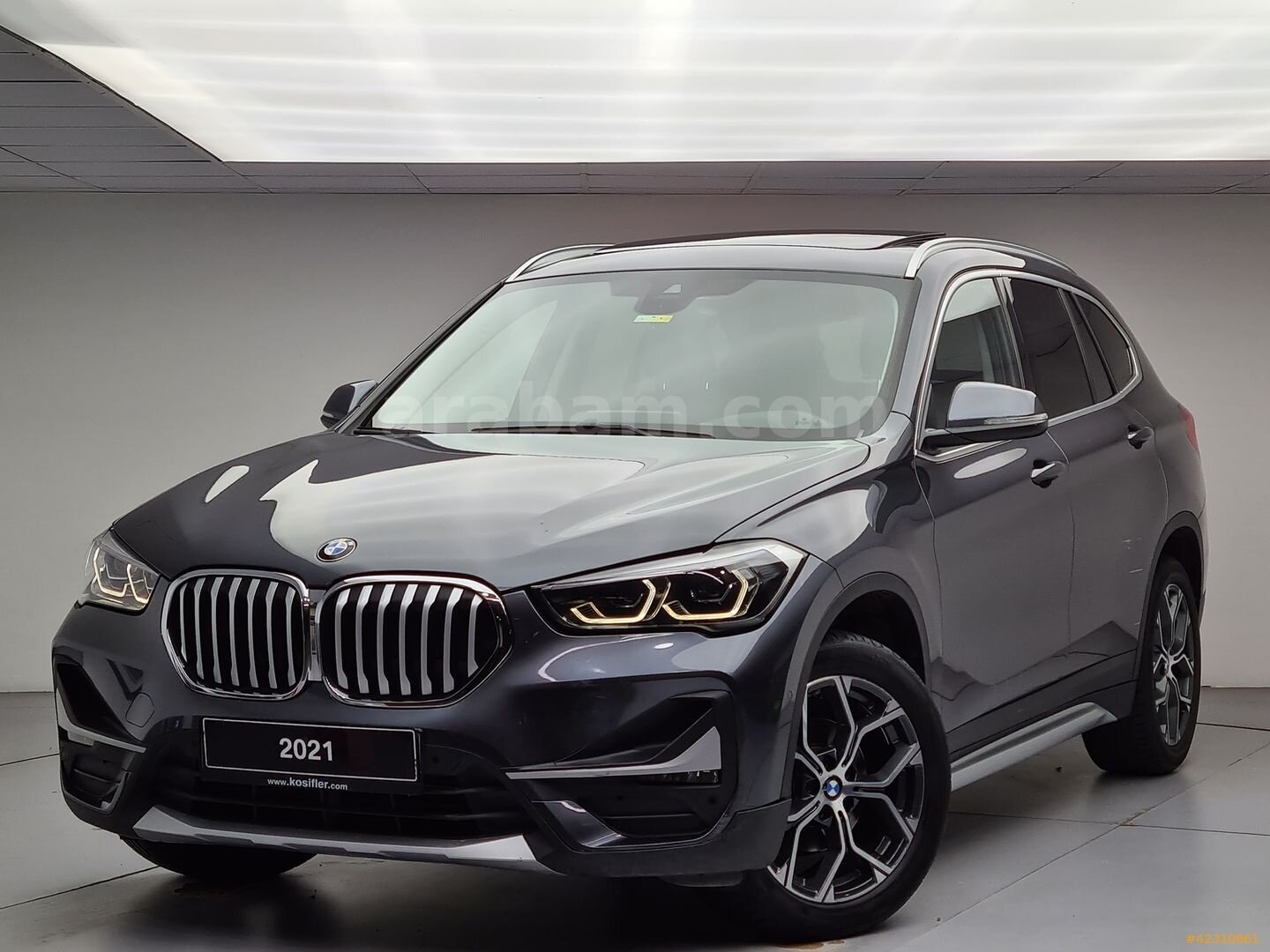 Galeriden BMW X1 16d sDrive X Line 2021 Model İstanbul 31.222 km Gri 1