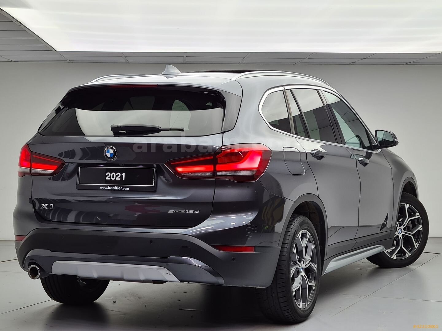 Galeriden BMW X1 16d sDrive X Line 2021 Model İstanbul 31.222 km Gri 2