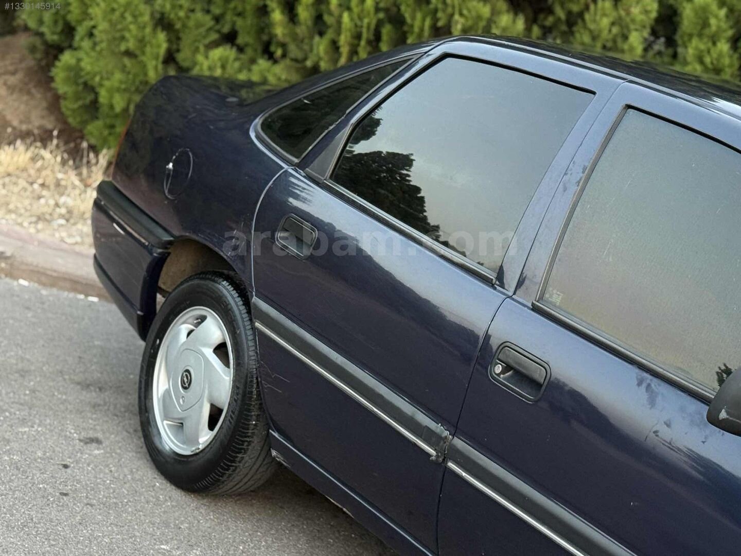 Galeriden Opel Vectra 2.0 GLS 1995 Model Denizli 260.000 km Lacivert 5