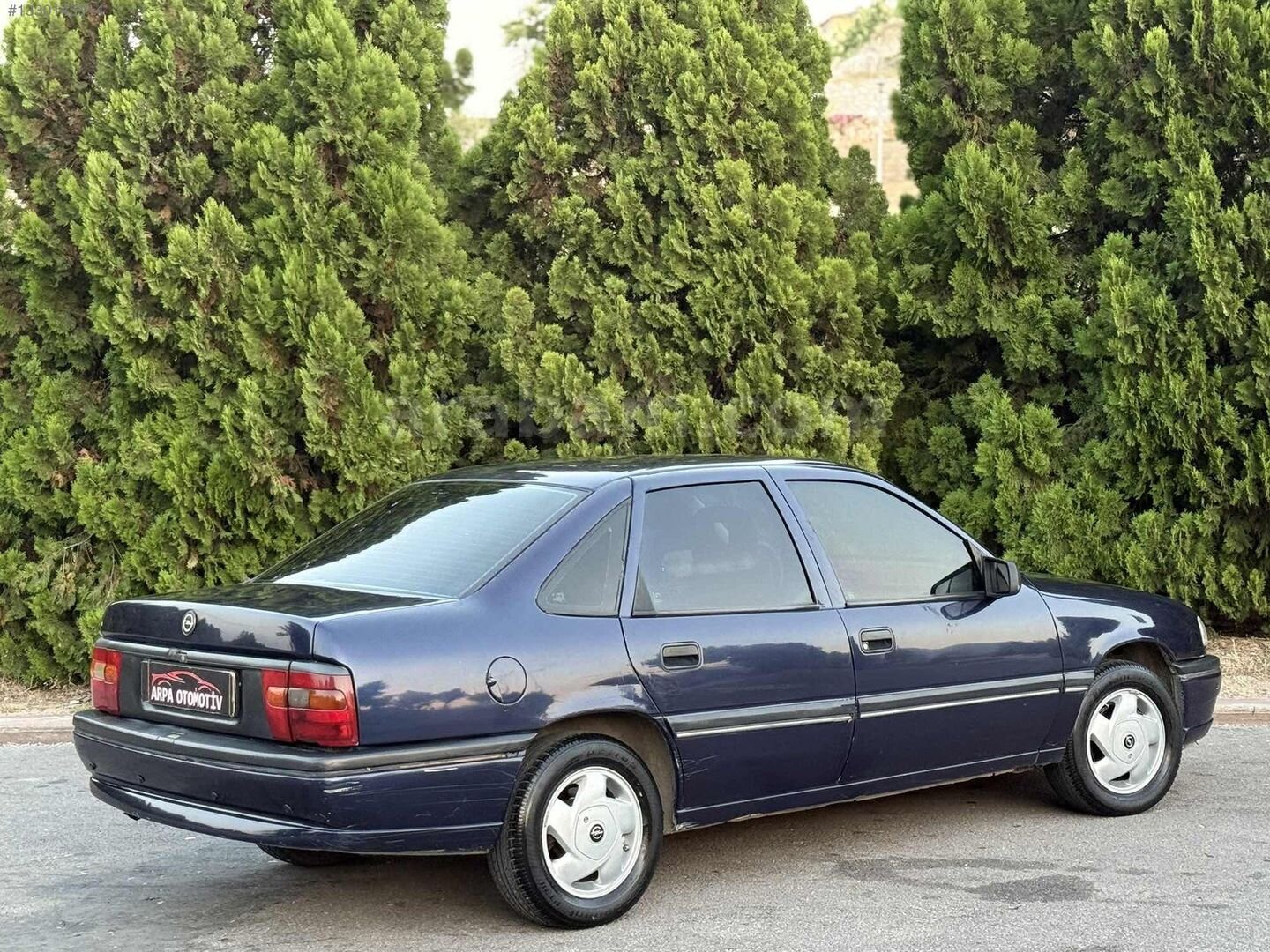 Galeriden Opel Vectra 2.0 GLS 1995 Model Denizli 260.000 km Lacivert 6
