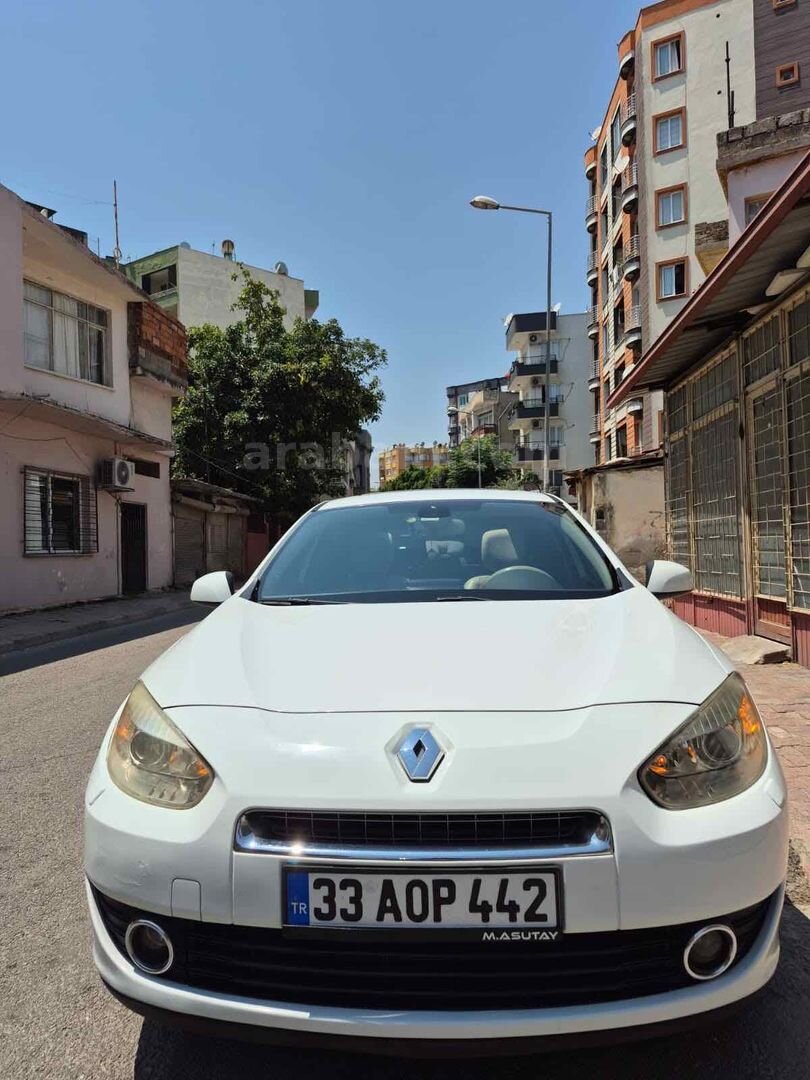 Sahibinden Renault Fluence 1.5 dCi Privilege 2012 Model Mersin 281.000 km Beyaz 1