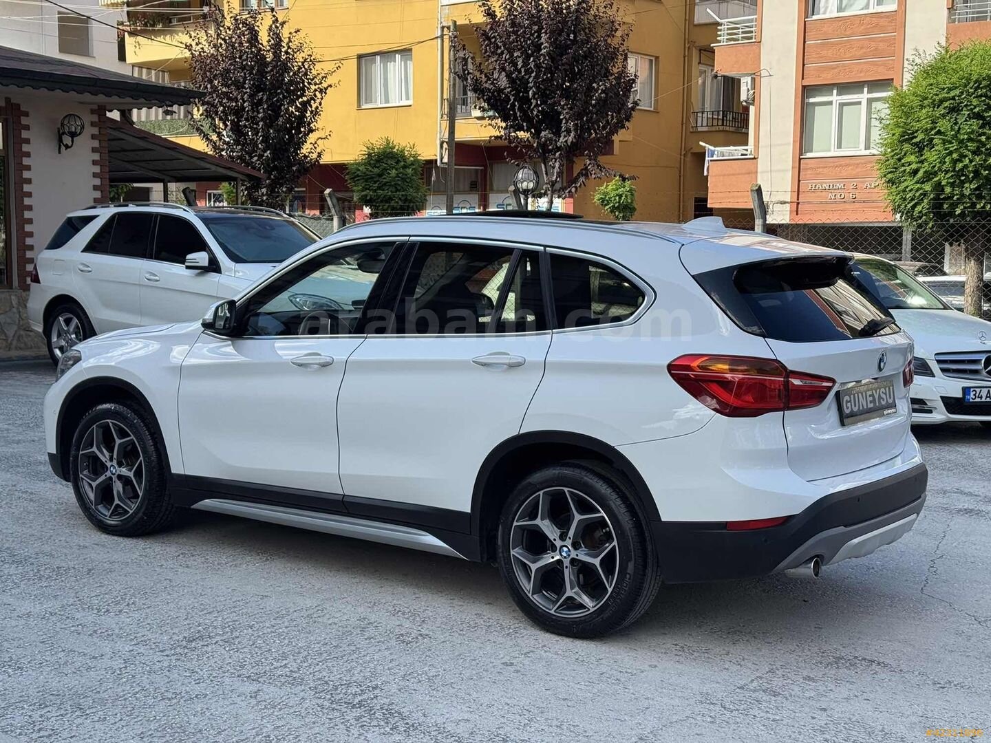 Galeriden BMW X1 16d sDrive X Line 2018 Model Kocaeli 182.000 km Beyaz 6