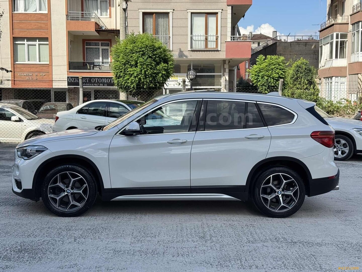 Galeriden BMW X1 16d sDrive X Line 2018 Model Kocaeli 182.000 km Beyaz 5