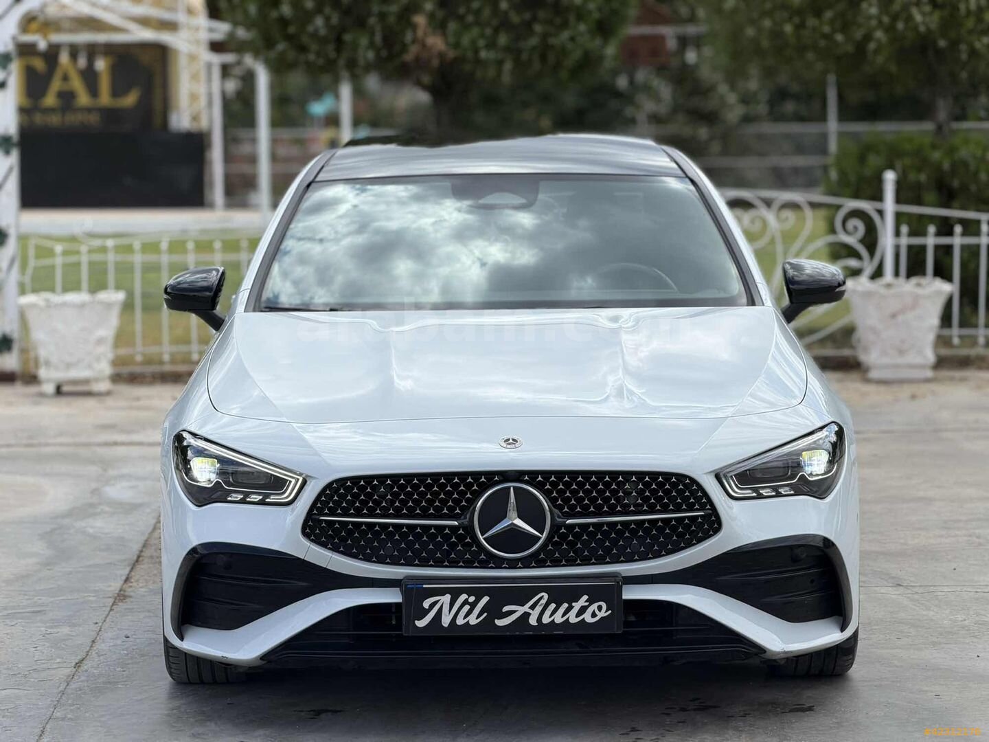 Galeriden Mercedes - Benz CLA 200 AMG 2023 Model Manisa 39.000 km Beyaz 3
