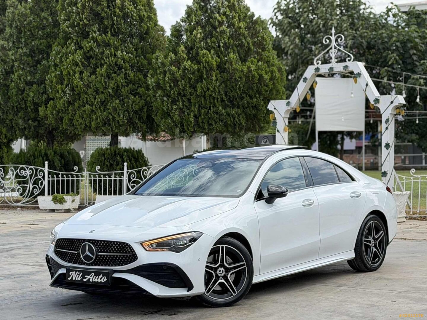 Galeriden Mercedes - Benz CLA 200 AMG 2023 Model Manisa 39.000 km Beyaz 2