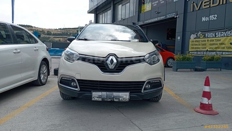 Galeriden Renault Captur 1.5 dCi Icon 2015 Model Ankara 102.581 km Beyaz