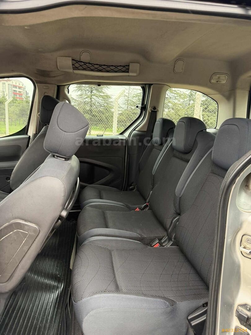 Galeriden Peugeot Partner 1.6 HDI Premium Pack 2010 Model Bursa 292.000 km Gri 3