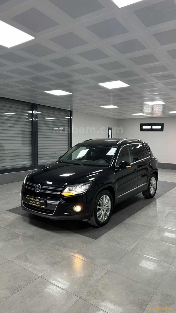 Galeriden Volkswagen Tiguan 1.4 TSI Cup 2015 Model İzmir 220.000 km Siyah 1
