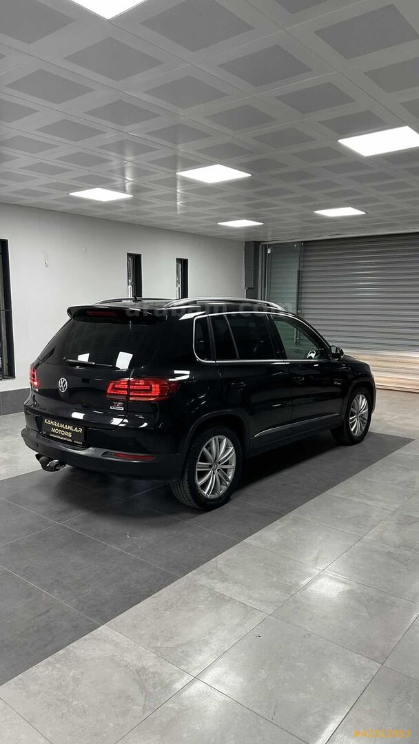 Galeriden Volkswagen Tiguan 1.4 TSI Cup 2015 Model İzmir 220.000 km Siyah 4