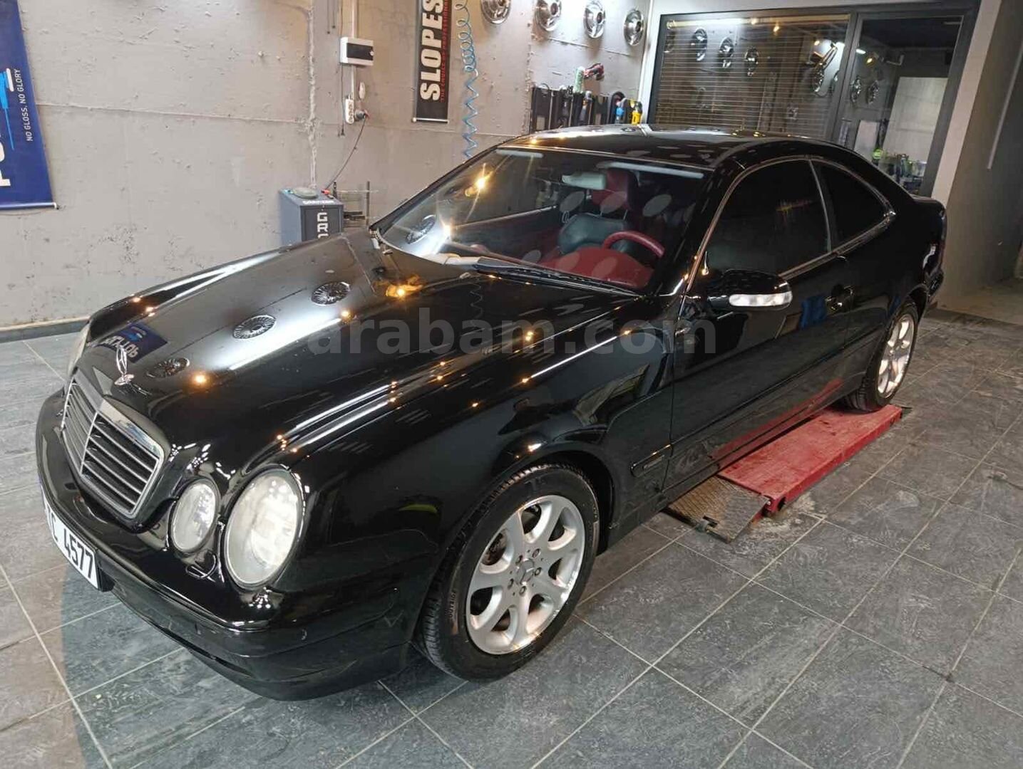 Sahibinden Mercedes - Benz CLK 200 Kompressor Avantgarde 2000 Model İstanbul 275.000 km Siyah 4