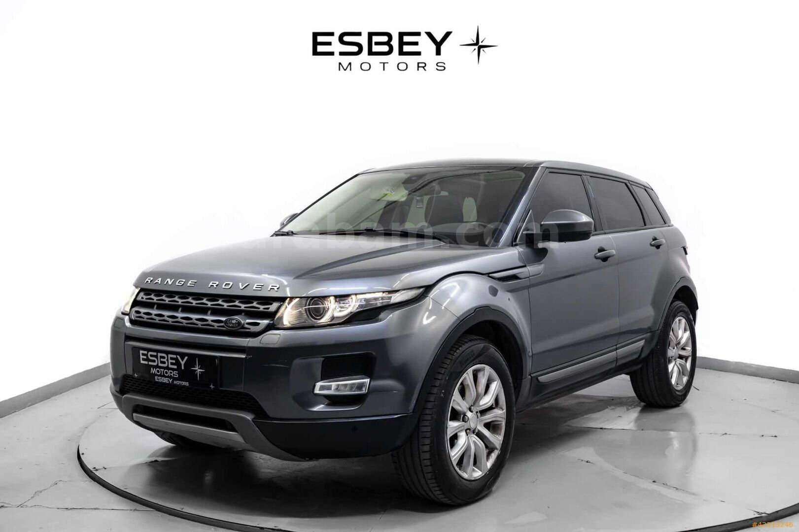 Galeriden Land Rover Range Evoque 2.0 Si4 Pure 2015 Model İstanbul 138.000 km Füme 1