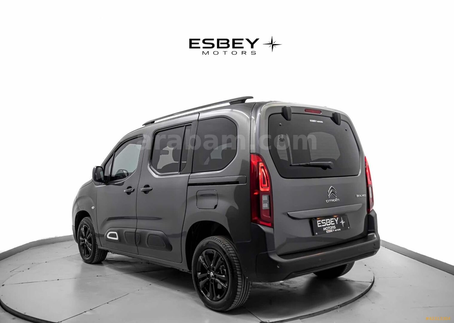 Galeriden Citroen Berlingo 1.5 BlueHDI Feel Bold 2023 Model İstanbul 70.000 km Gri 7
