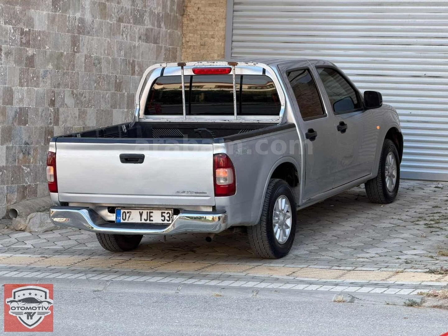 Galeriden Isuzu D-Max 2.5 4x2 2007 Model Antalya 320.000 km Gri 3