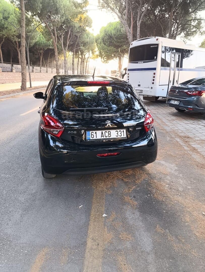 Sahibinden Peugeot 208 1.2 PureTech Access 2016 Model Manisa 169.000 km Siyah 6
