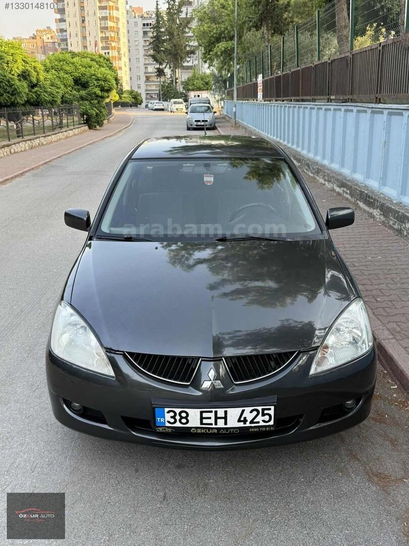 Galeriden Mitsubishi Lancer 1.6 Invite 2004 Model Adana 236.000 km Füme 2