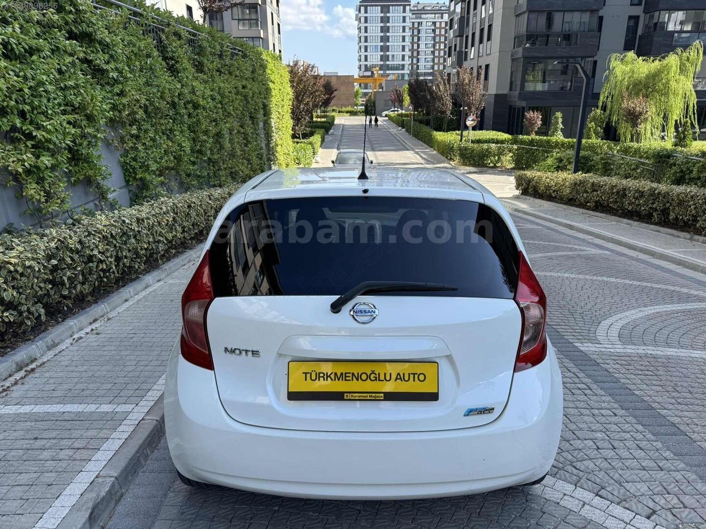 Galeriden Nissan Note 1.5 dCi Tekna 2014 Model İstanbul 330.000 km Beyaz 7