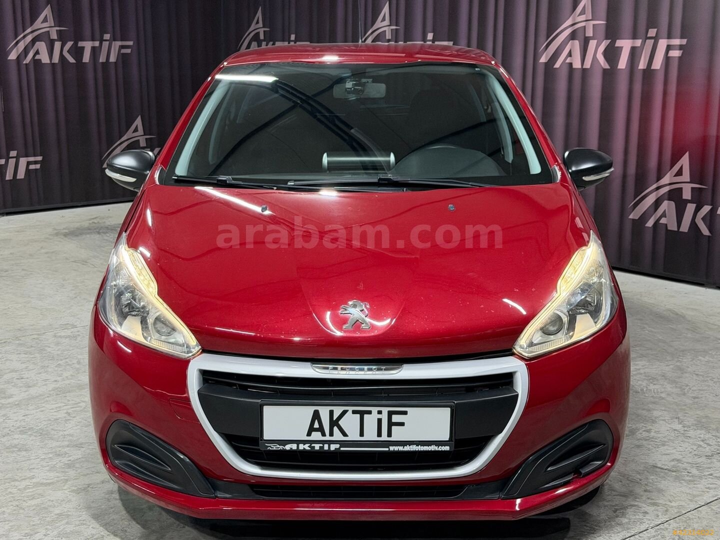 Galeriden Peugeot 208 1.2 PureTech Access 2015 Model Denizli 89.000 km Kırmızı 2