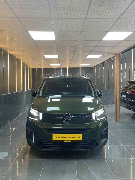 Galeriden Citroen Berlingo 1.5 BlueHDI Plus 2025 Model Adana 9.000 km Yeşil (metalik)