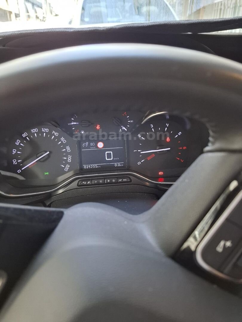 Sahibinden Citroen Berlingo 1.5 BlueHDI Shine 2023 Model İstanbul 27.100 km Gri 7
