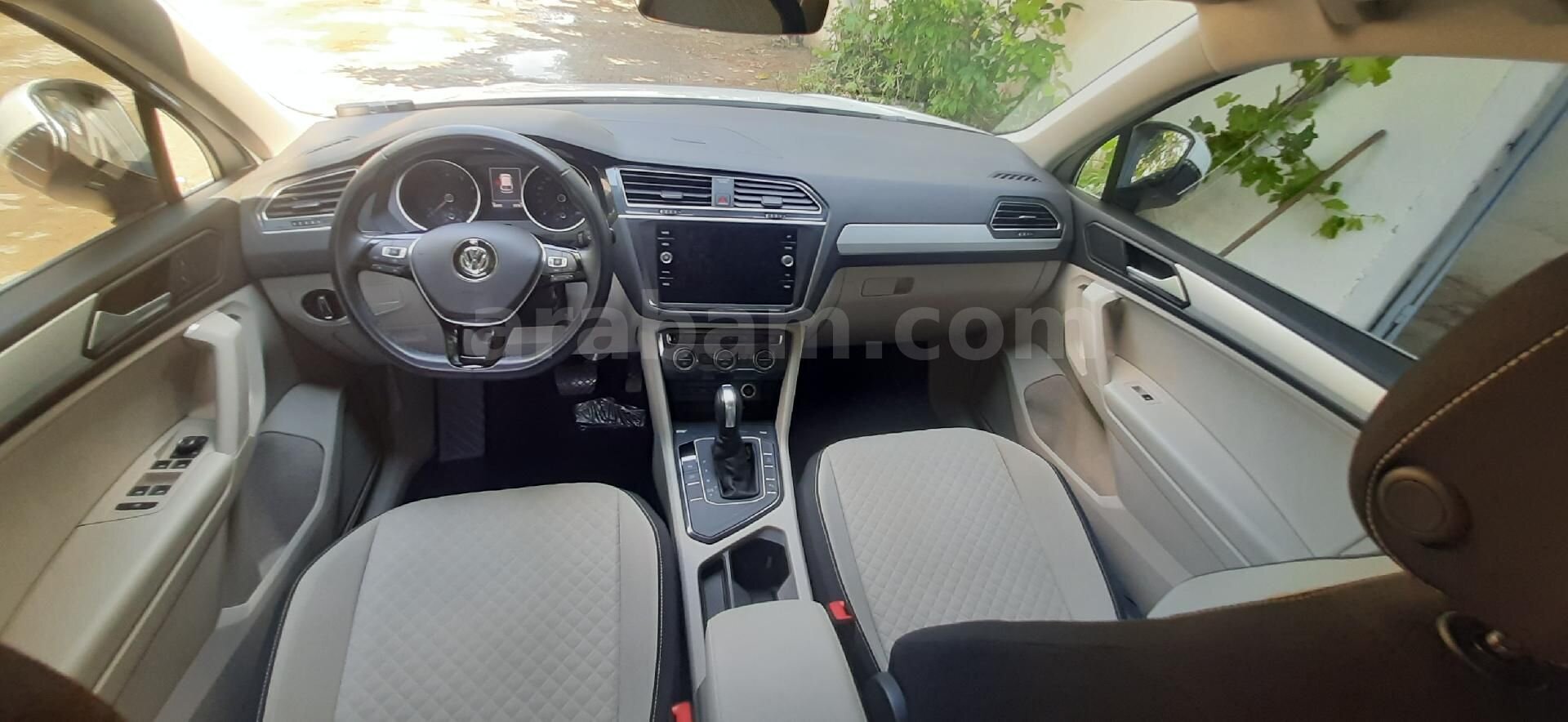 Sahibinden Volkswagen Tiguan 1.5 TSI Comfortline 2020 Model İzmir 38.000 km Beyaz 3