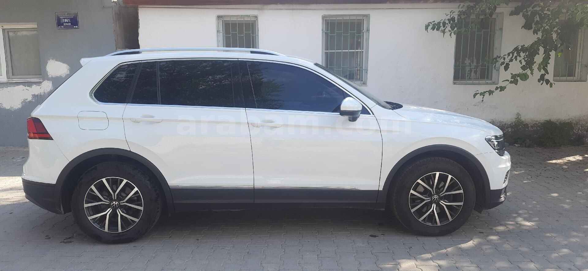 Sahibinden Volkswagen Tiguan 1.5 TSI Comfortline 2020 Model İzmir 38.000 km Beyaz 7