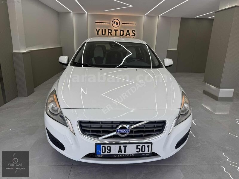 Galeriden Volvo S60 1.6 D Premium 2012 Model Aydın 253.000 km Beyaz