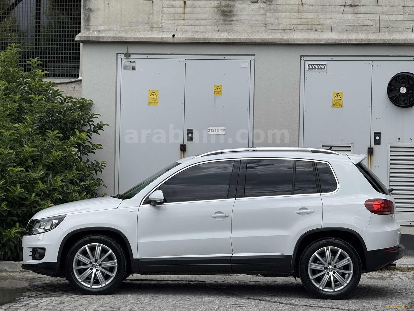 Galeriden Volkswagen Tiguan 1.4 TSI Cup 2015 Model İstanbul 119.000 km Beyaz 6