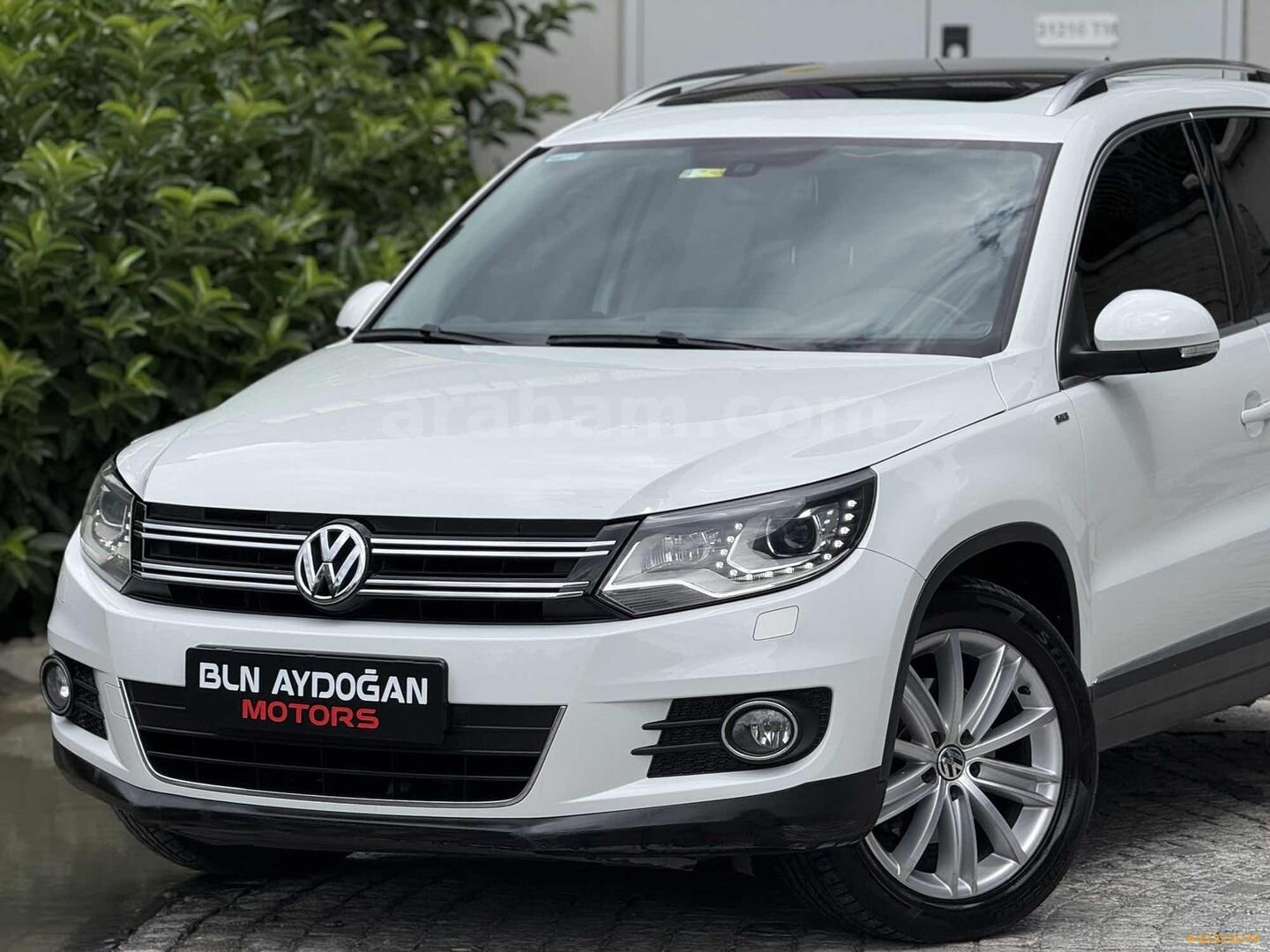 Galeriden Volkswagen Tiguan 1.4 TSI Cup 2015 Model İstanbul 119.000 km Beyaz 7