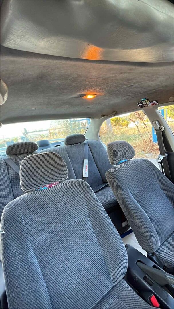 Sahibinden Honda Civic 1.6 i ES 1999 Model Tekirdağ 317.000 km Beyaz 7