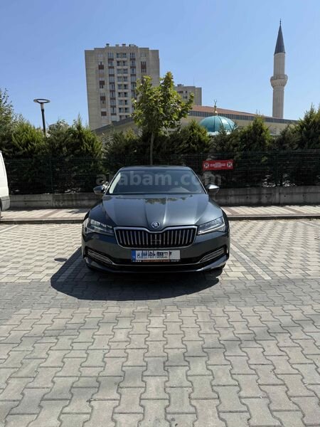 Sahibinden Skoda SuperB 1.5 TSI Premium 2021 Model İstanbul 135.000 km Gri