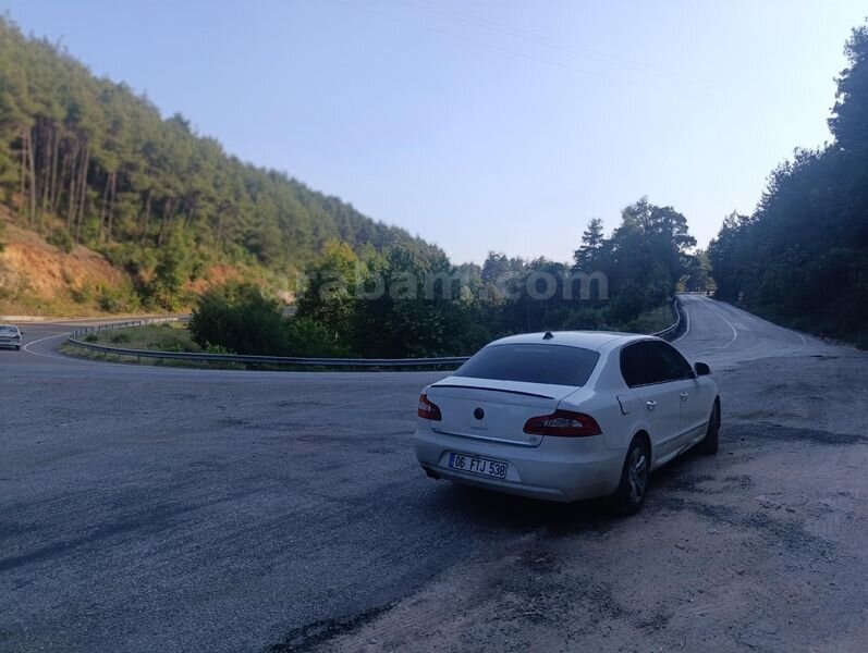 Sahibinden Skoda SuperB 1.6 TDI Active 2012 Model Ankara 273.000 km Beyaz