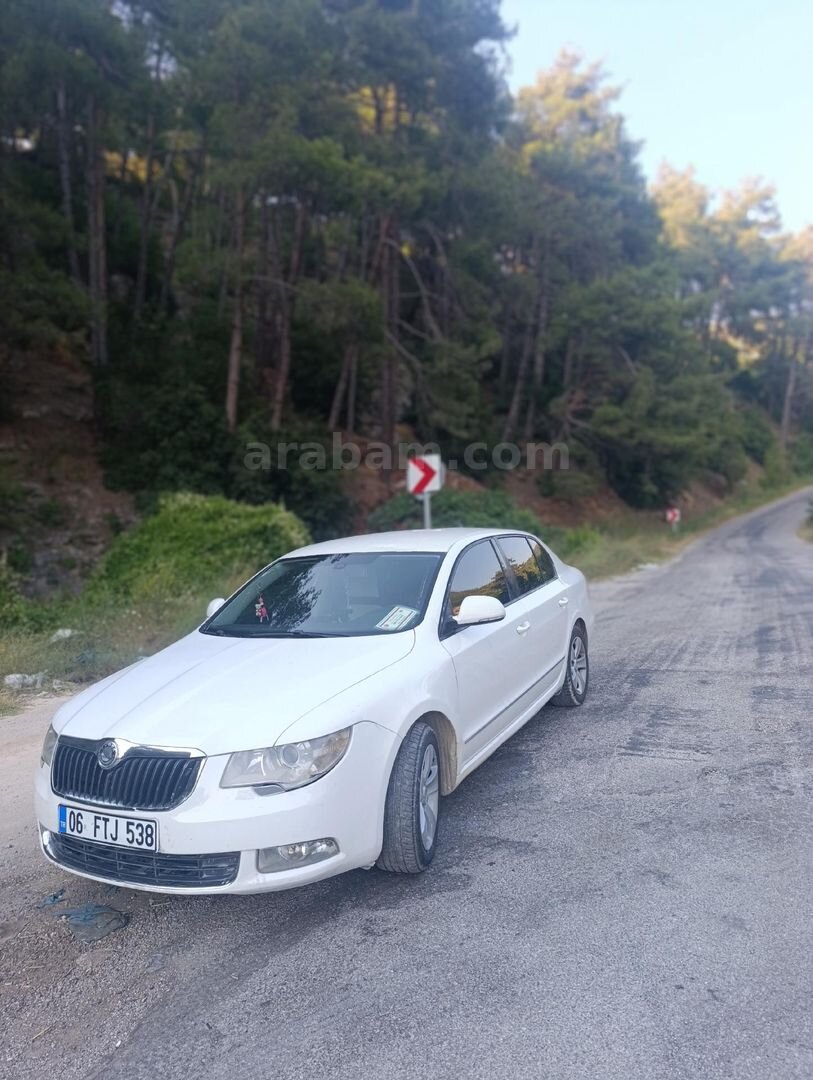 Sahibinden Skoda SuperB 1.6 TDI Active 2012 Model Ankara 273.000 km Beyaz 2