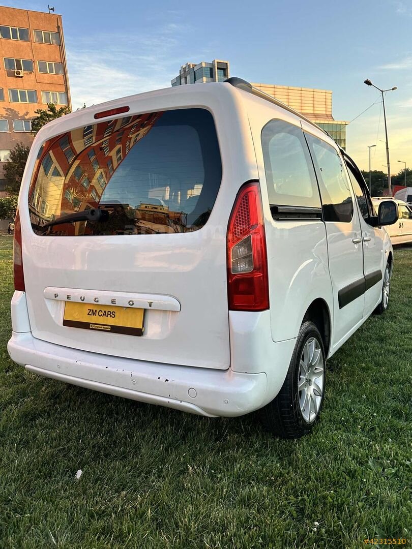 Galeriden Peugeot Partner 1.6 HDI Premium 2011 Model İstanbul 289.000 km Beyaz 7