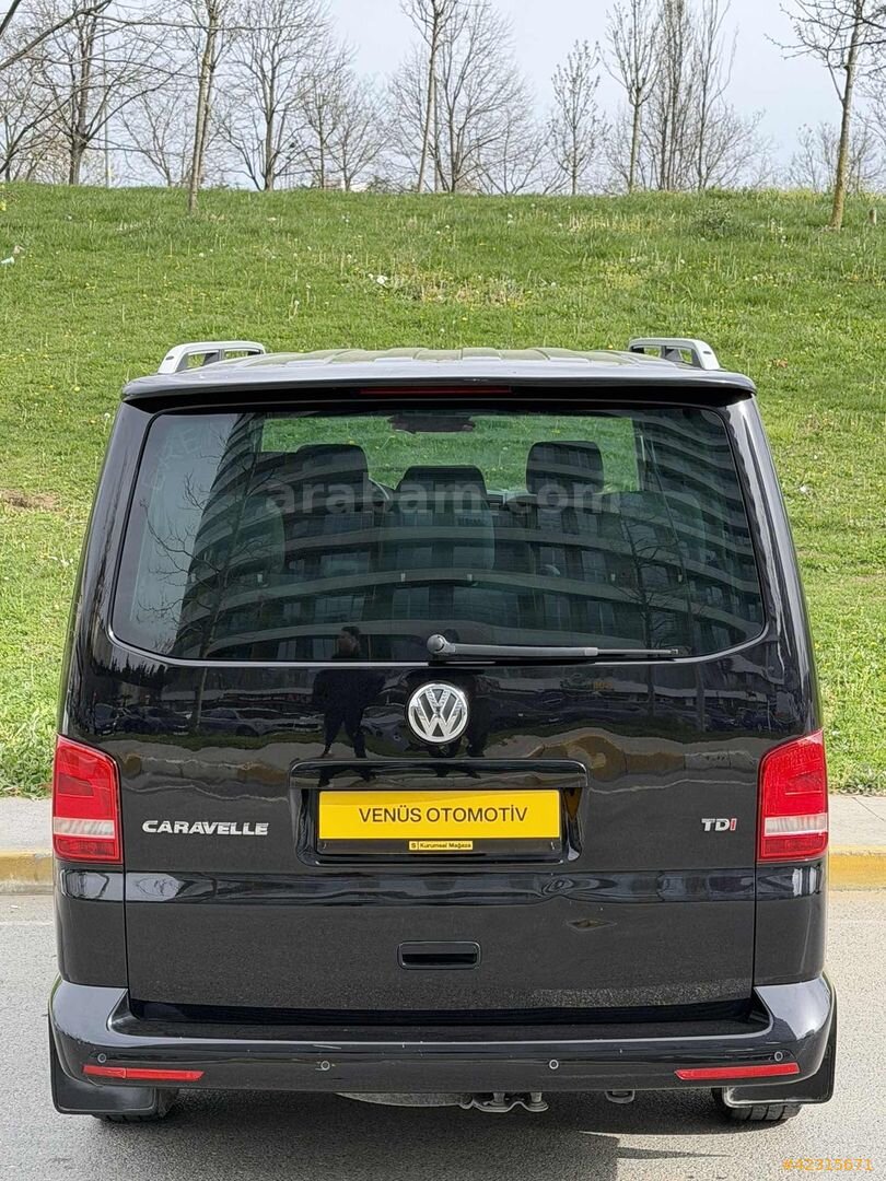 Galeriden Volkswagen Caravelle 2.0 TDI Comfortline 2014 Model İstanbul 168.000 km Siyah 7