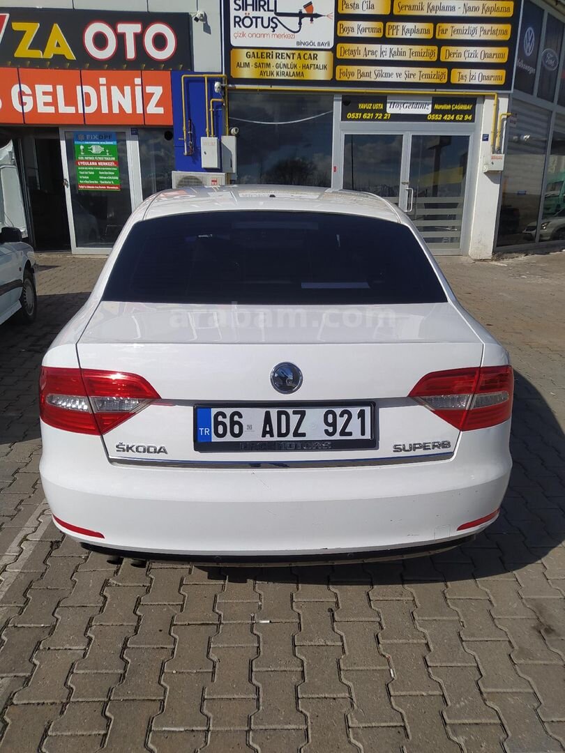 Sahibinden Skoda SuperB 1.6 TDI Elegance 2013 Model Bingöl 189.000 km Beyaz 4