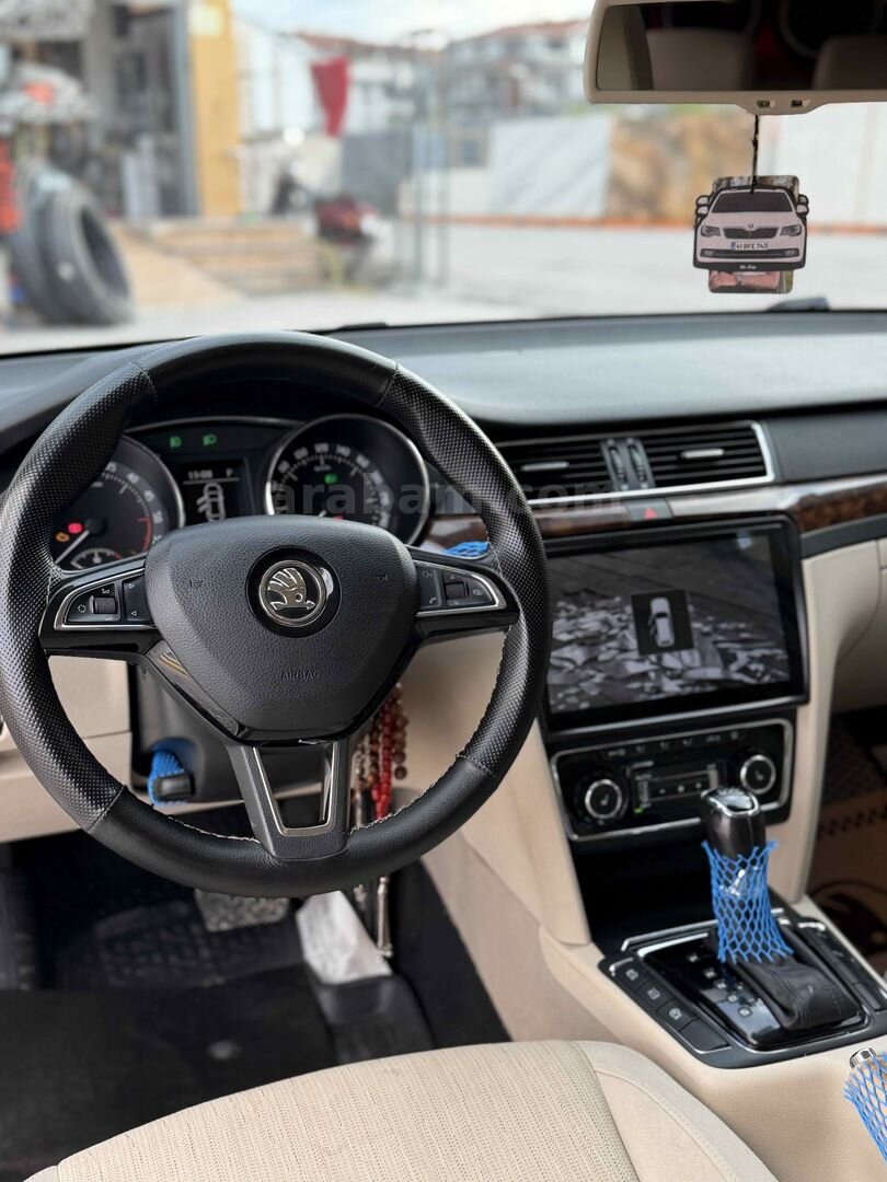 Sahibinden Skoda SuperB 1.6 TDI Elegance 2014 Model Kocaeli 1.600.000 km Beyaz 6
