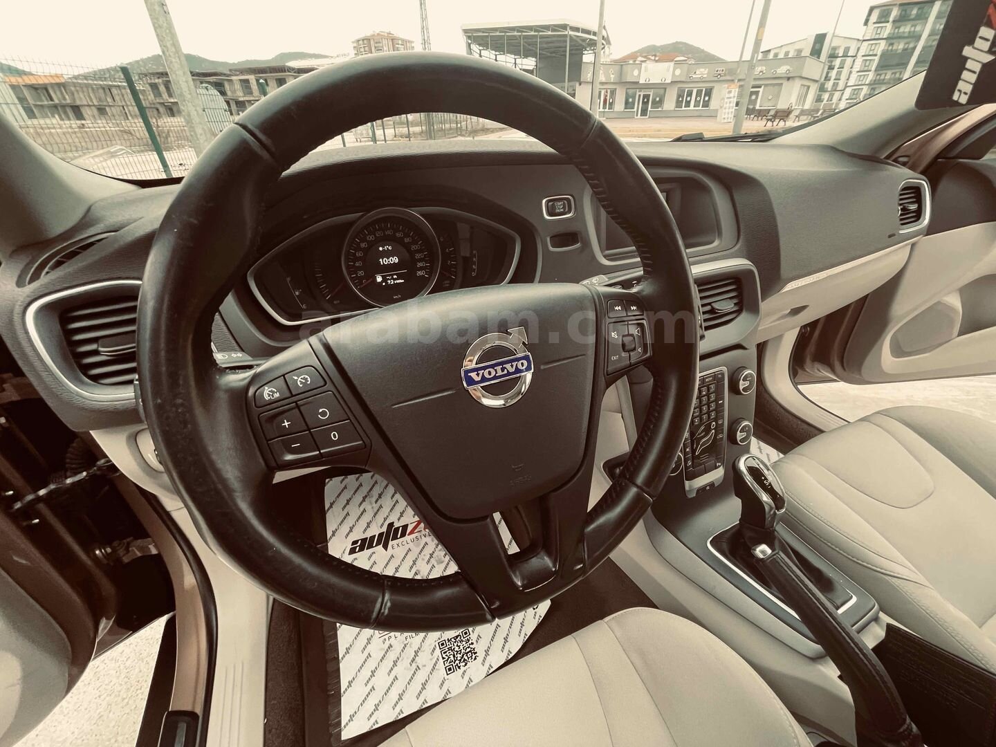 Sahibinden Volvo V40 Cross Country 1.6 D Advance 2015 Model Isparta 180.000 km Kahverengi 7