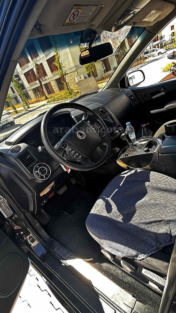 Sahibinden KGM SsangYong Kyron 2.0 XDI 4x2 2008 Model Muğla 3.000.000 km Siyah 5