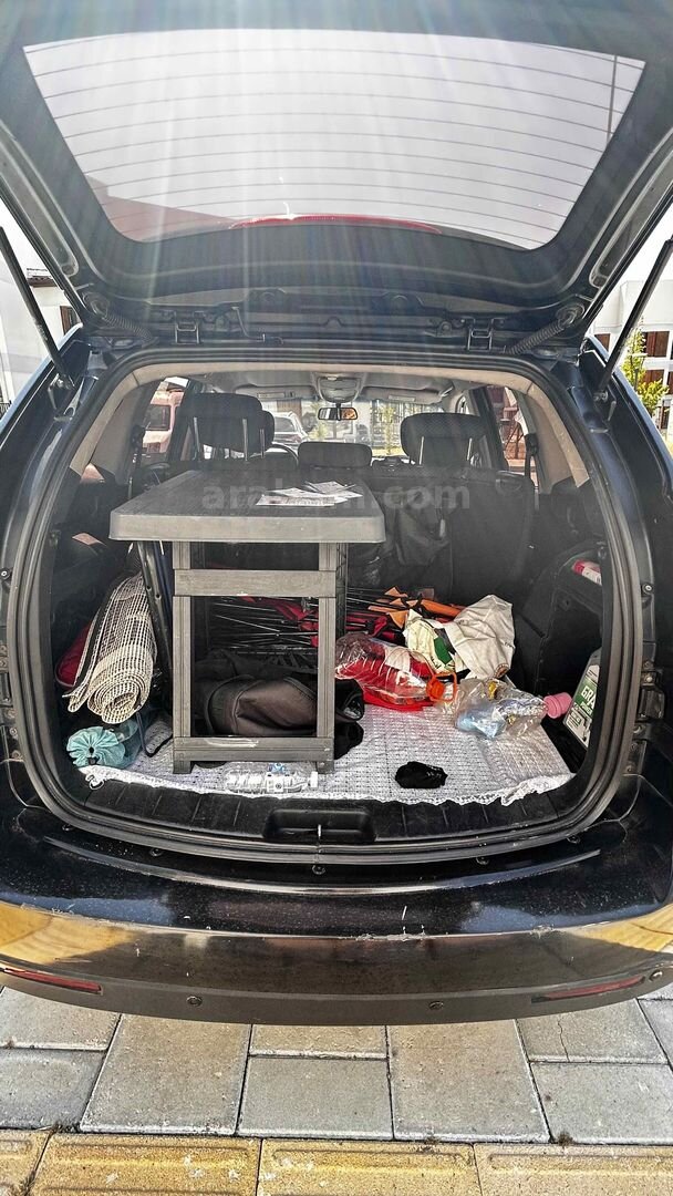 Sahibinden KGM SsangYong Kyron 2.0 XDI 4x2 2008 Model Muğla 3.000.000 km Siyah 4