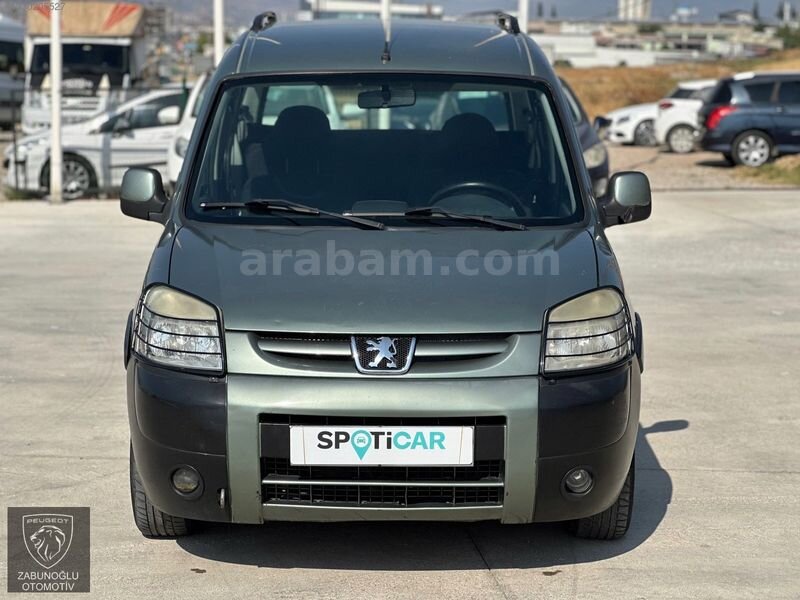 Galeriden Peugeot Partner 1.6 HDI Adventure 2010 Model Kahramanmaraş 301.500 km Yeşil