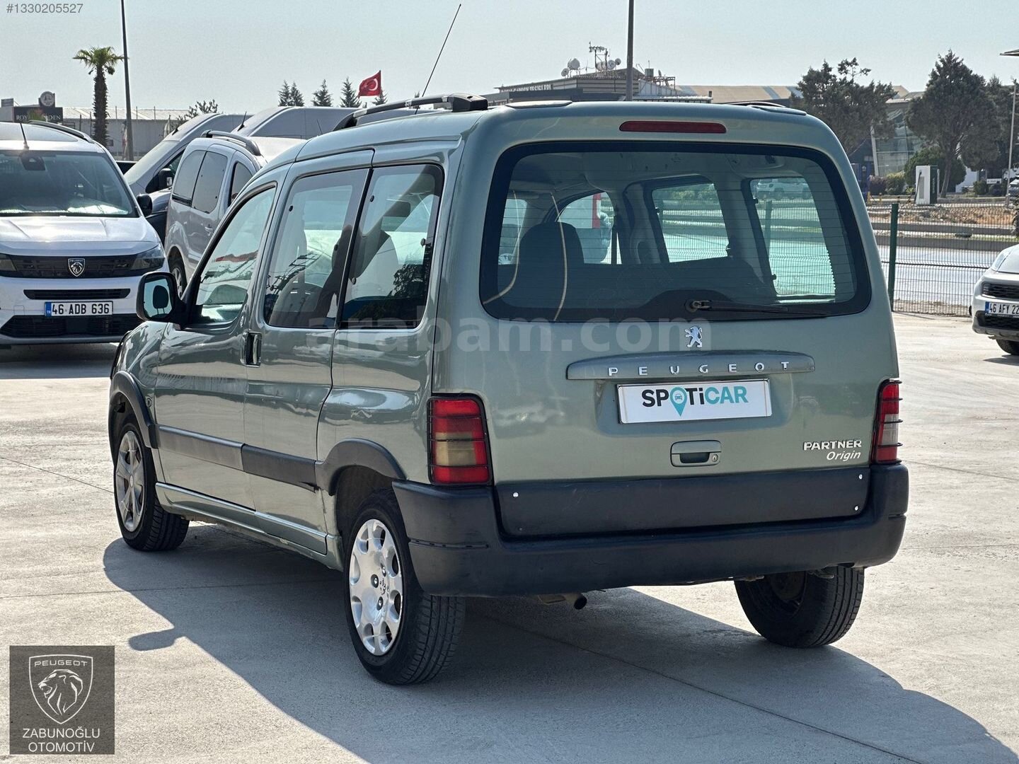 Galeriden Peugeot Partner 1.6 HDI Adventure 2010 Model Kahramanmaraş 301.500 km Yeşil 4