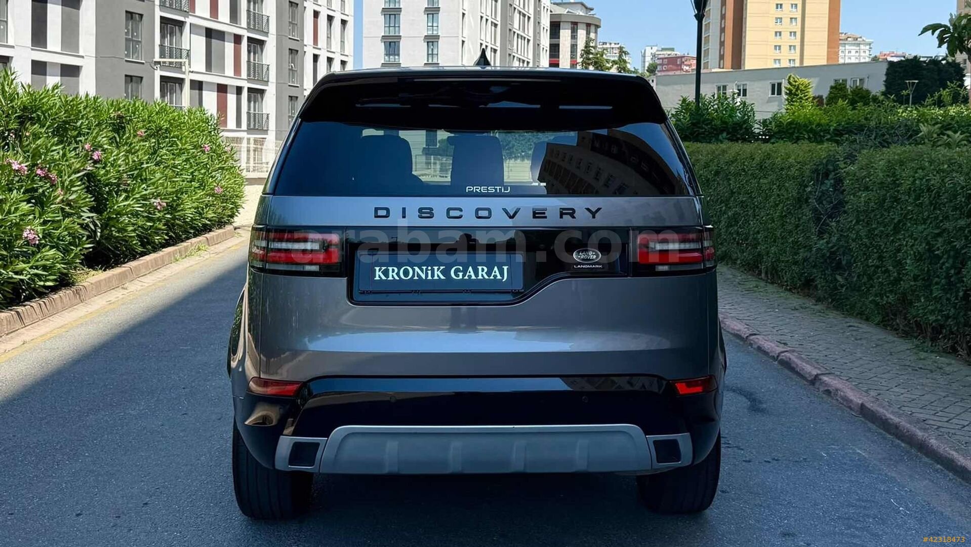 Galeriden Land Rover Discovery 2.0 SD4 Landmark Edition 2020 Model İstanbul 85.000 km Gri 3